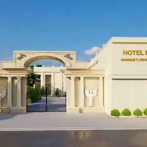 Hotel Divine Banaras By