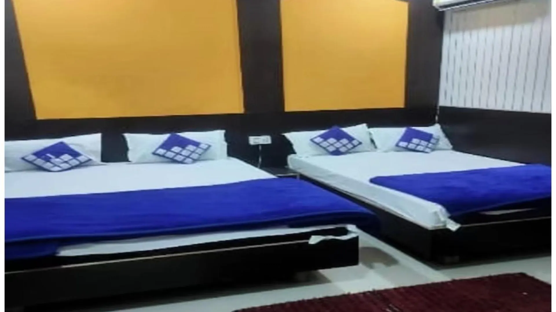 Hotel Premium Ashiyana Palace Varanasi - Shree Kashi Vishwanath Temple - Fully Air Conditioned Hotel - Best Hotel